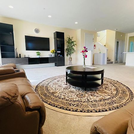 Spacious And Modern Home Near Temecula Wineries Murrieta Exterior photo