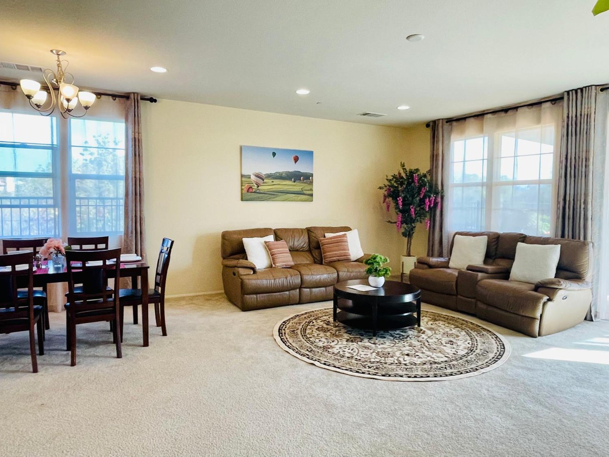 Spacious And Modern Home Near Temecula Wineries Murrieta Exterior photo